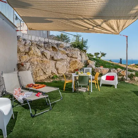 Holiday home La Finestra Sul Mare Dello Zingaro